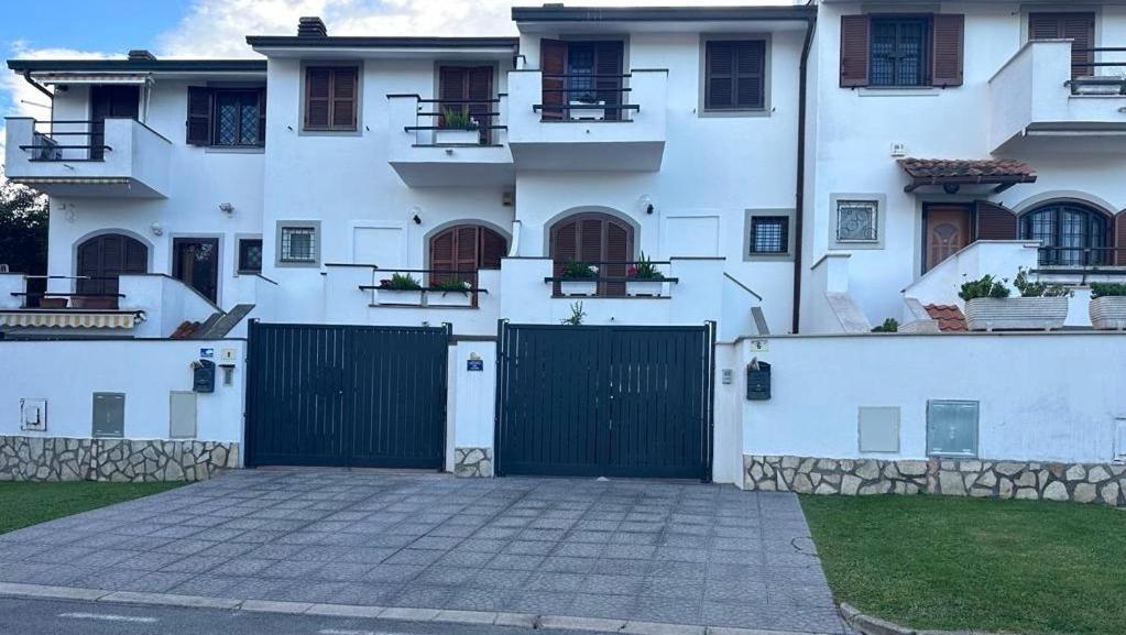 Filippo'S House Apartman Palidoro Kültér fotó